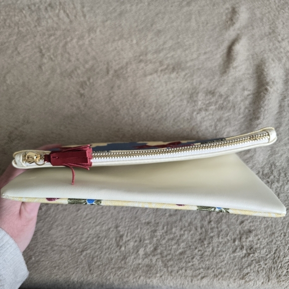 Anthropologie Rachel Pally Bloom Floral Canvas Zip Tassel Folded Clutch Handbag - Picture 6 of 10